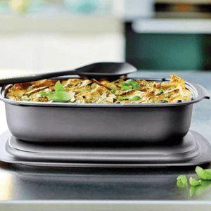 Tupperware UltraPro  3.5qt or 6qt Lasagna/Roasting Pan with Cover